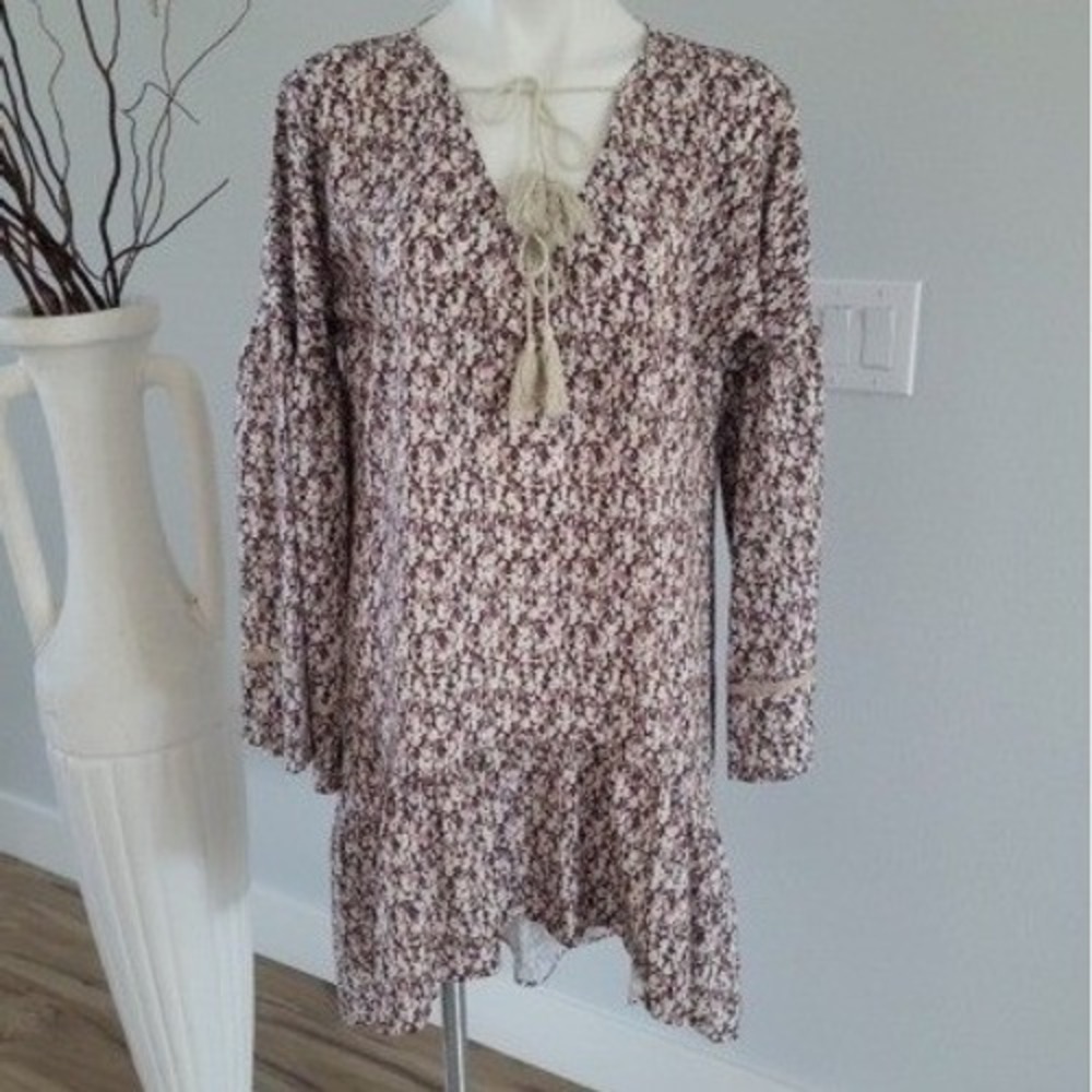 Boho Ditsy Floral Mini Dress V-Neck Tassel Tie Bell Sleeve Purple Cream Large
